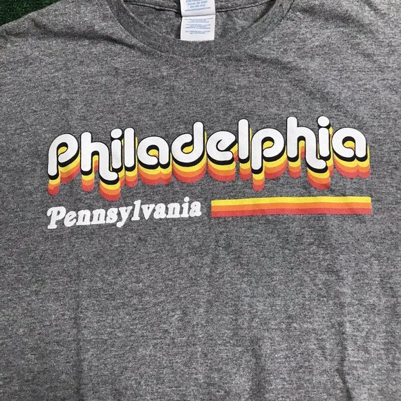 Philadelphia Pennsylvania USA Mens T-Shirt Size L Grey Crew Neck Short Sleeve - Picture 2 of 6